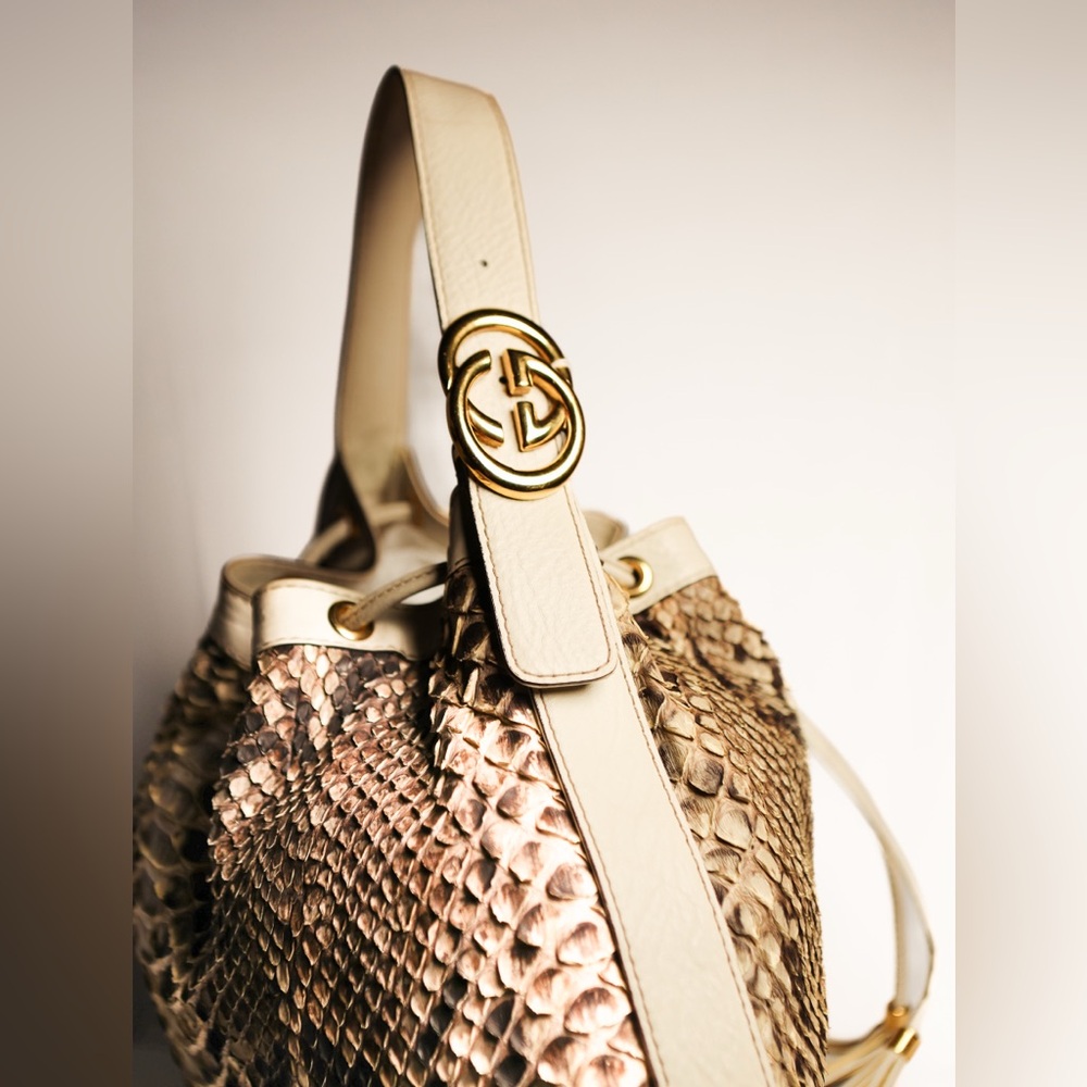 Gucci Tawny Python Interlocking Shoulder Bucket B… - image 5
